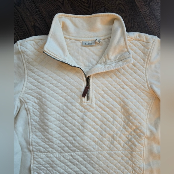 LL Bean Women's Cream Quilted Sweatshirt XL - Picture 4 of 7